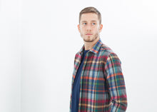 Load image into Gallery viewer, Riccardo Button-Up in Plaid Multi